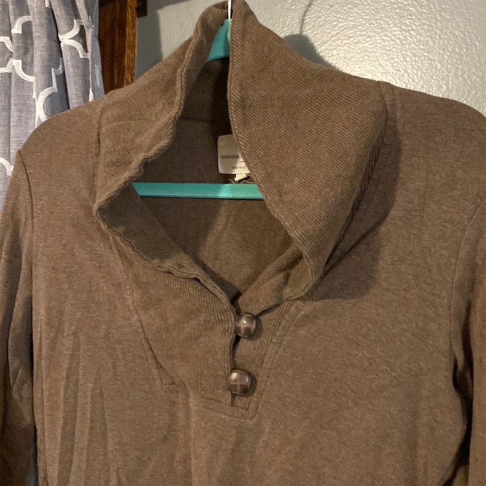 Banana Republic, Wrinkles but good, cute for all seasons besides summer!